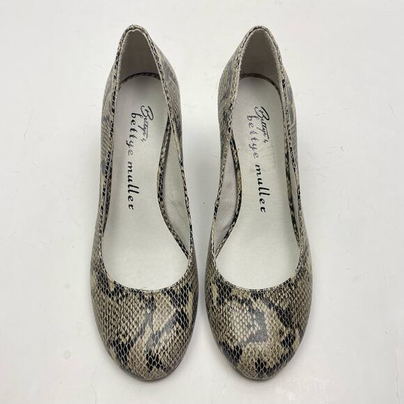 Bettye Muller | NWOB Neutral Beige Leather Snakeskin Round Toe Block Heel Pumps - Picture 2 of 11